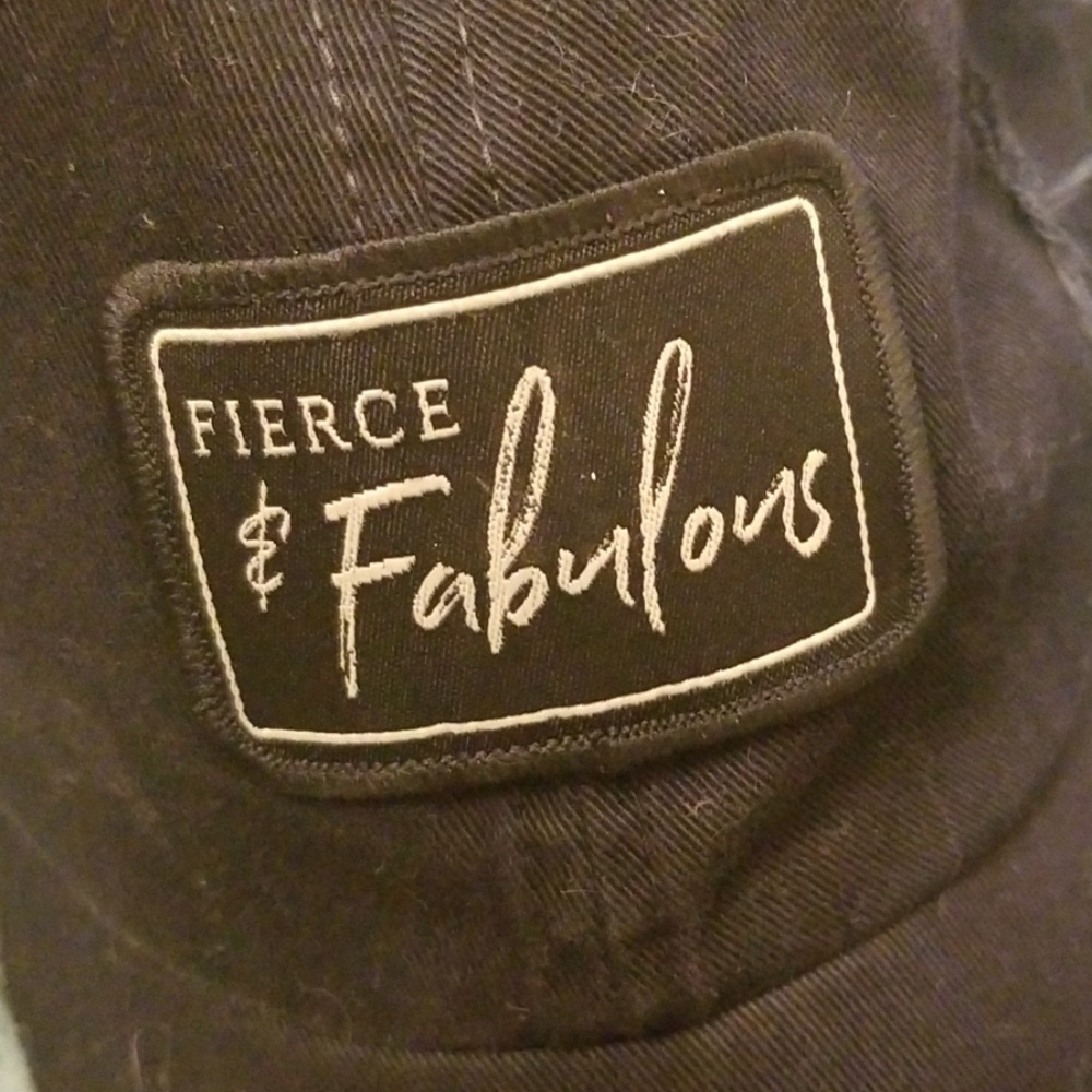 I cant wear w/ my glasses.